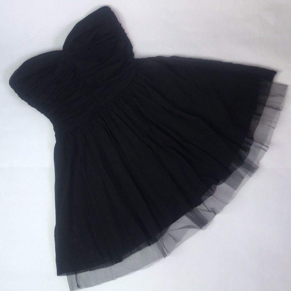 Tulle Strapless Black Dress Size M